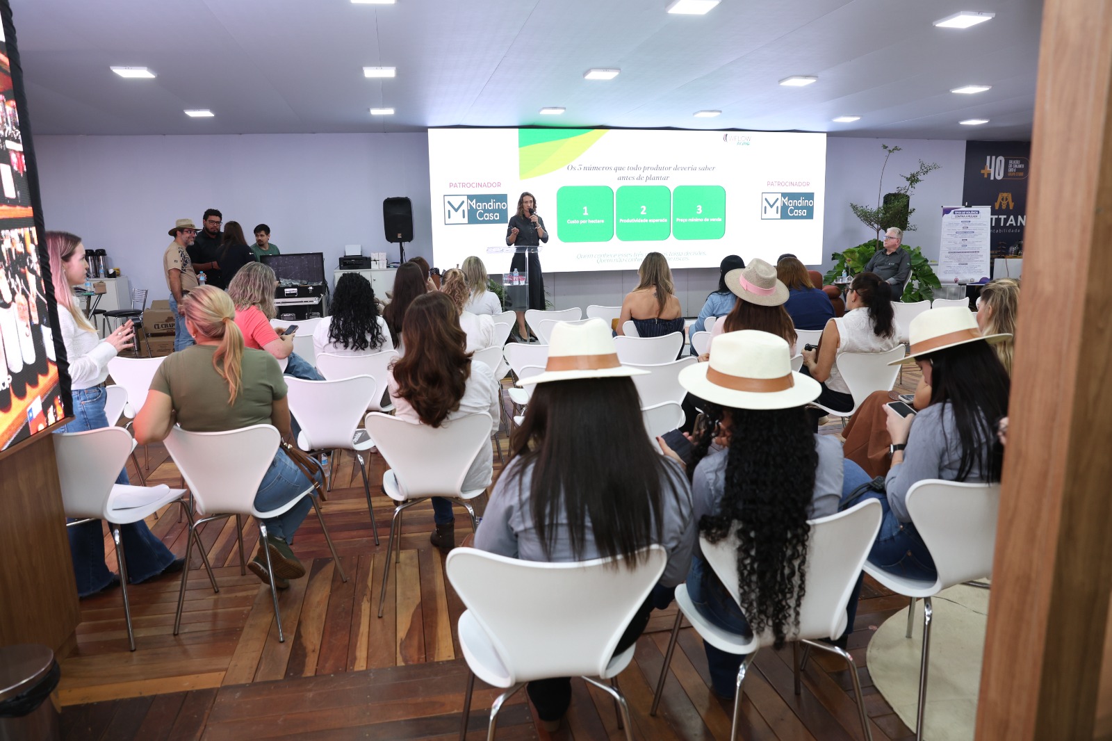 Show Safra Mulher debate Inteligência financeira no agro