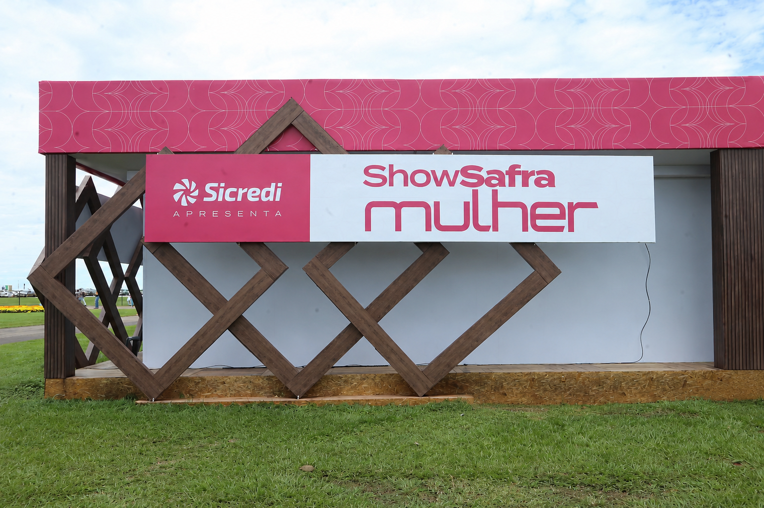 Show Safra Mulher destaca o protagonismo, força e elegância das mulheres no agro